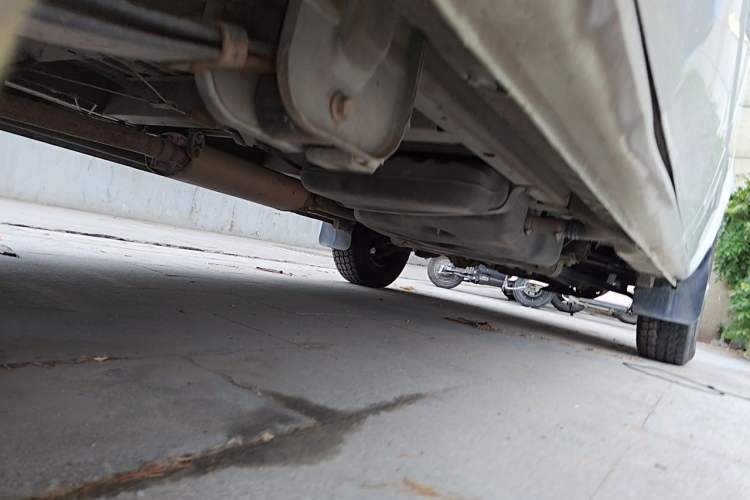 Used SAIC MAXUS Xintu V80  Chassis Rear Right