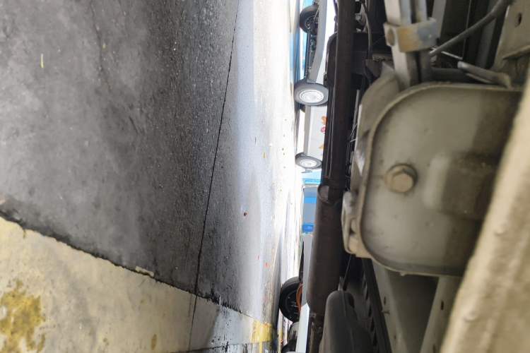 Used SAIC MAXUS Xintu V80  Chassis Rear Right
