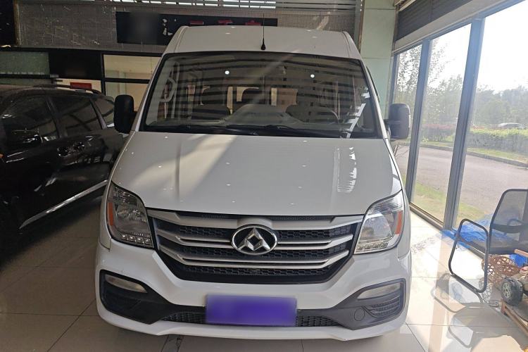 Used SAIC MAXUS Xintu V80 2018 2.5T 6-Speed Manual Aoyuntong Short Wheelbase Mid-Height 5-6 Seater Exterior 1