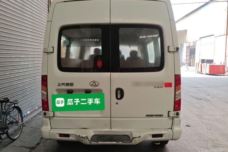 Used SAIC MAXUS Xintu V80 2018 2.5T 6-Speed Manual Aoyuntong Short Wheelbase Mid-Height 5-6 Seater Exterior 4