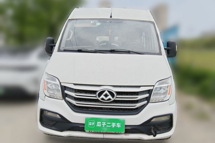 Used SAIC MAXUS Xintu V80 2018 2.5T 6-Speed Manual Aotuntong Facelifted Long Wheelbase Mid-Height 7-Seater Front