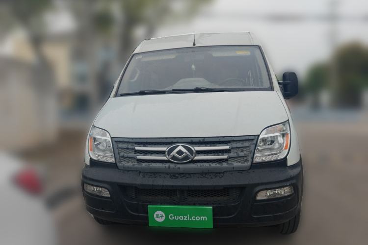 Used SAIC MAXUS Xintu V80 2018 2.5T 6-Speed Manual Commercial Long Wheelbase Mid-Height 9-Seater Front