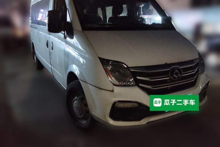 Used SAIC MAXUS Xintu V80 2018 2.5T 6-Speed Manual Aowentong Long-Wheelbase Mid-Roof 7/10-Seater Front Right 45 Deg