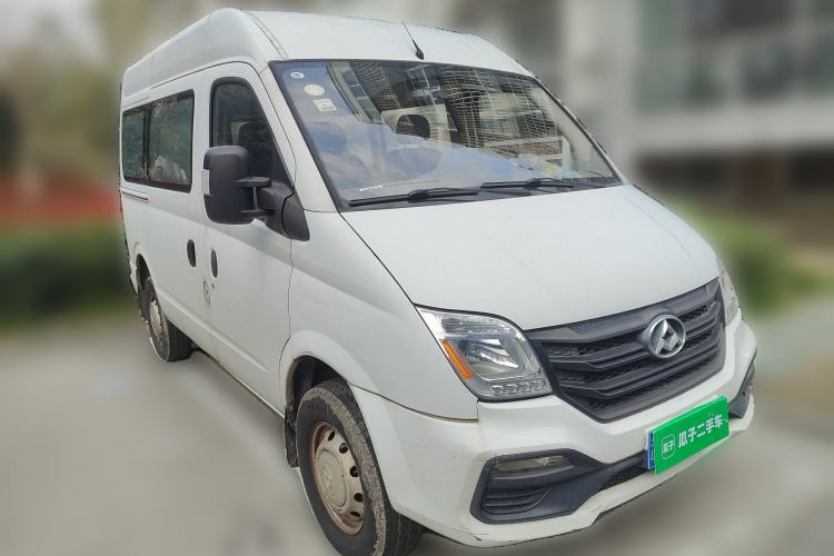 Used SAIC MAXUS Xintu V80 2018 2.5T 6-Speed Manual Aoyuntong Short Wheelbase Mid-Height 5-6 Seater Front Right 45 Deg