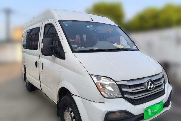 Used SAIC MAXUS Xintu V80 2018 2.5T 6-Speed Manual Aotuntong Facelifted Short-Wheelbase Ultra-Low Roof 5-6 Seater Front Right 45 Deg