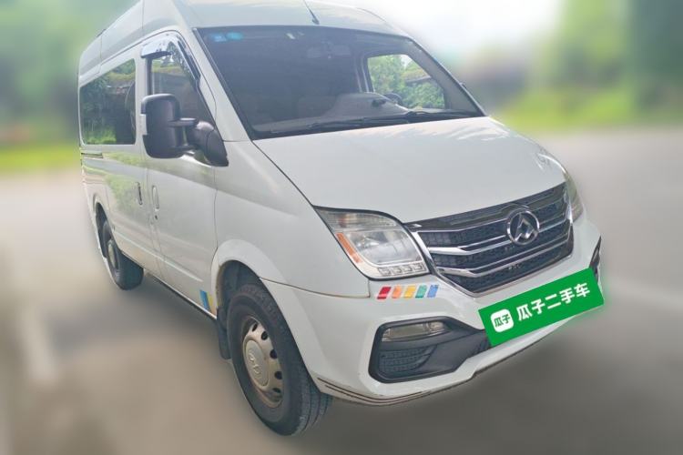 Used SAIC MAXUS Xintu V80 2018 2.5T AMT Aoyuntong Short Wheelbase Mid-Roof 5-6 Seater Front Right 45 Deg