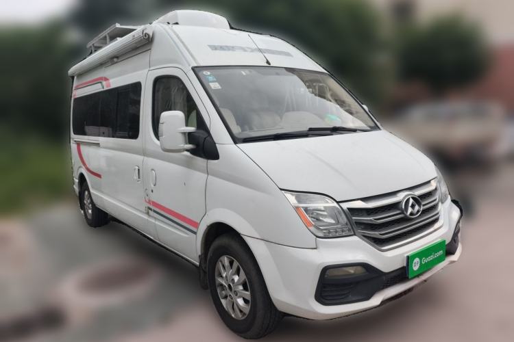 Used SAIC MAXUS Xintu V80  Front Right 45 Deg