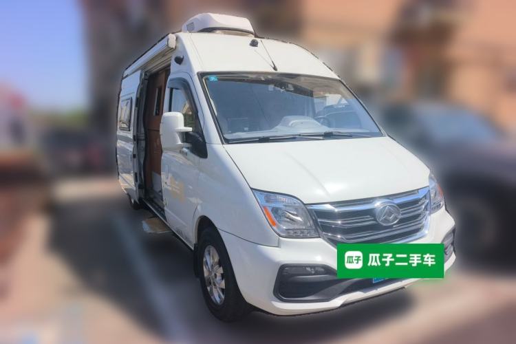 Used SAIC MAXUS Xintu V80  Front Right 45 Deg