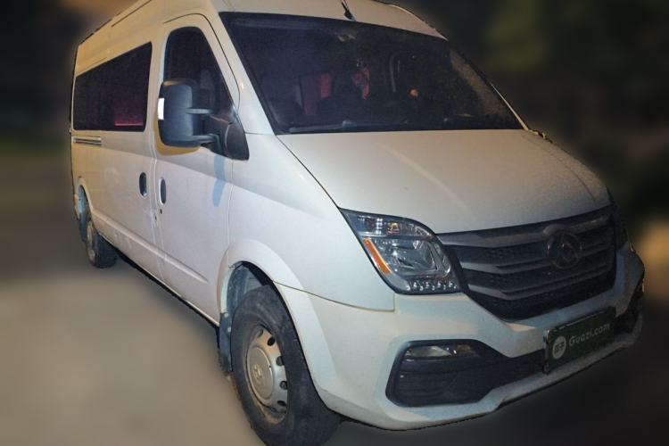 Used SAIC MAXUS Xintu V80 2018 2.5T 6-Speed Manual Aowentong Long-Wheelbase Mid-Roof 7/10-Seater Front Right 45 Deg