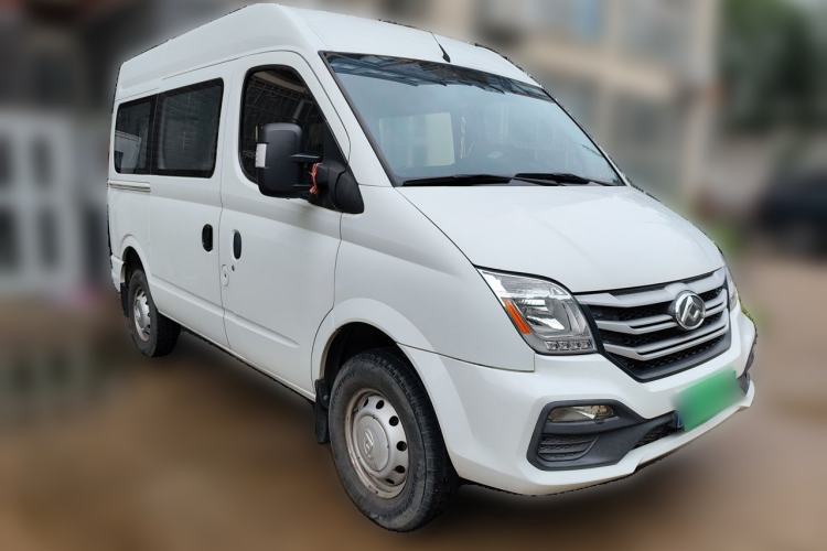 Used SAIC MAXUS Xintu V80 2018 2.5T 6-Speed Manual Aoyuntong Short Wheelbase Mid-Height 5-6 Seater Front Right 45 Deg