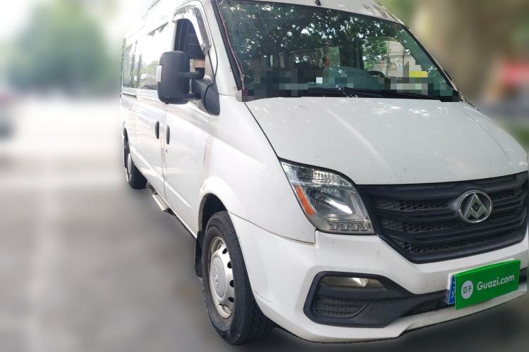 Used SAIC MAXUS Xintu V80 2018 2.5T 6-Speed Manual Aowentong Long-Wheelbase Mid-Roof 7/10-Seater Front Right 45 Deg