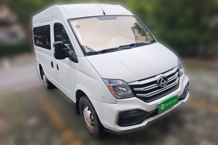 Used SAIC MAXUS Xintu V80 2018 2.5T 6-Speed Manual Aoyuntong Short Wheelbase Mid-Height 5-6 Seater Front Right 45 Deg