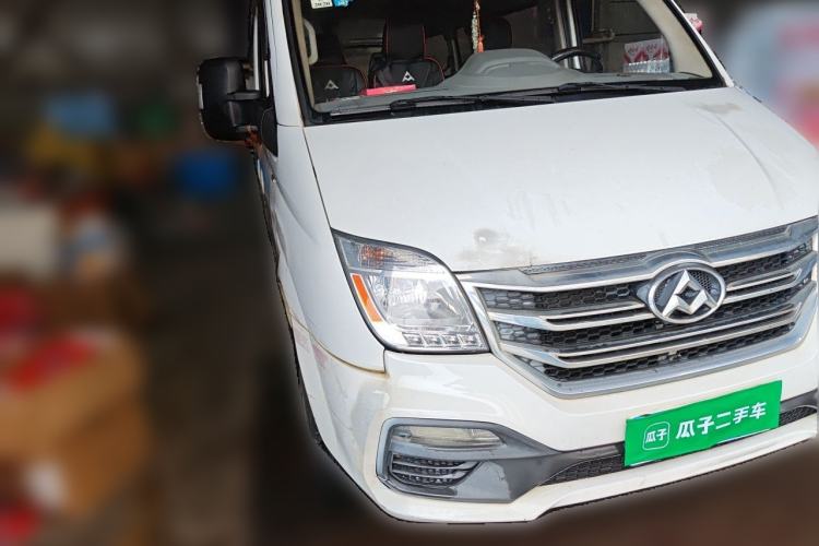 Used SAIC MAXUS Xintu V80 2018 2.5T 6-Speed Manual Elite Edition Long Wheelbase Mid-Height Roof 5-Seater Front Right 45 Deg