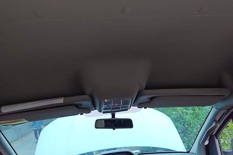 Used SAIC MAXUS Xintu V80  Headliner