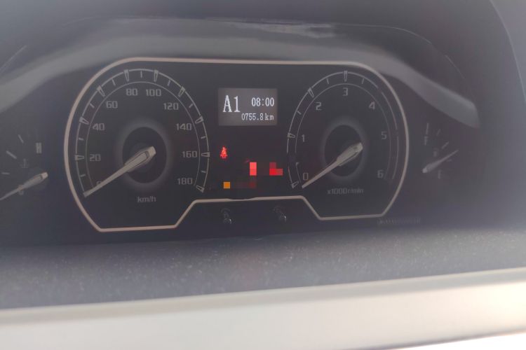 Used SAIC MAXUS Xintu V80 2018 2.5T AMT Elite Edition Long Wheelbase High-Roof 5-Seater Instrument Cluster