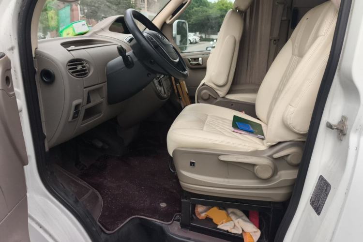 Used SAIC MAXUS Xintu V80  Left Front Seat