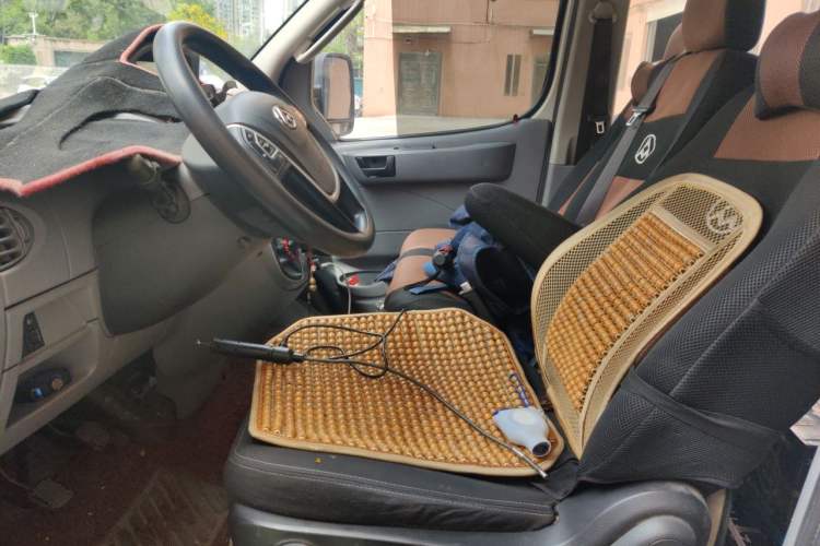 Used SAIC MAXUS Xintu V80 2018 2.5T 6-Speed Manual Commercial Long Wheelbase Mid-Height 9-Seater Left Front Seat