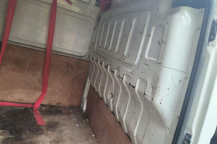 Used SAIC MAXUS Xintu V80  Left Rear Seat