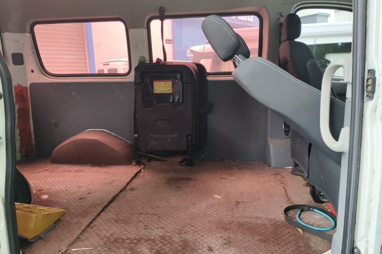 Used SAIC MAXUS Xintu V80  Left Rear Seat