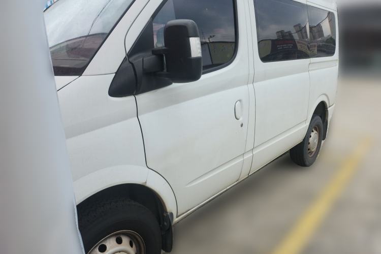 Used SAIC MAXUS Xintu V80 2018 2.5T AMT Aoyuntong Short Wheelbase Mid-Roof 5-6 Seater Guazi used car, China used car export, Used car for sale, Used  cars, Cheapest cars for sale