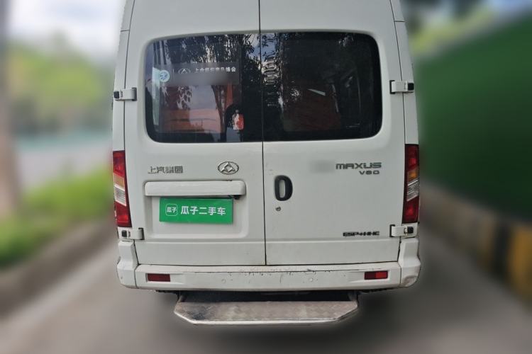 Used SAIC MAXUS Xintu V80 2018 2.5T AMT Zunjie Short Wheelbase Mid-Roof 7-Seater Rear