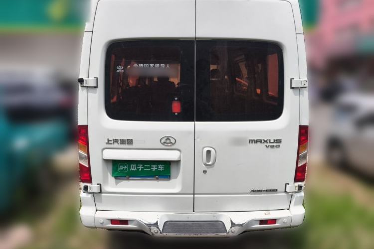 Used SAIC MAXUS Xintu V80 2018 2.5T 6-Speed Manual Aowentong Long-Wheelbase Mid-Roof 7/10-Seater Rear