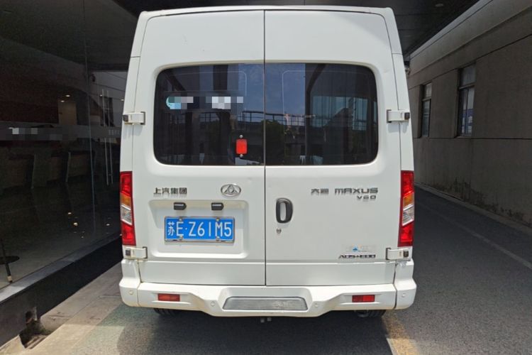 Used SAIC MAXUS Xintu V80 2018 2.5T 6-Speed Manual Aowentong Long-Wheelbase Mid-Roof 7/10-Seater Rear