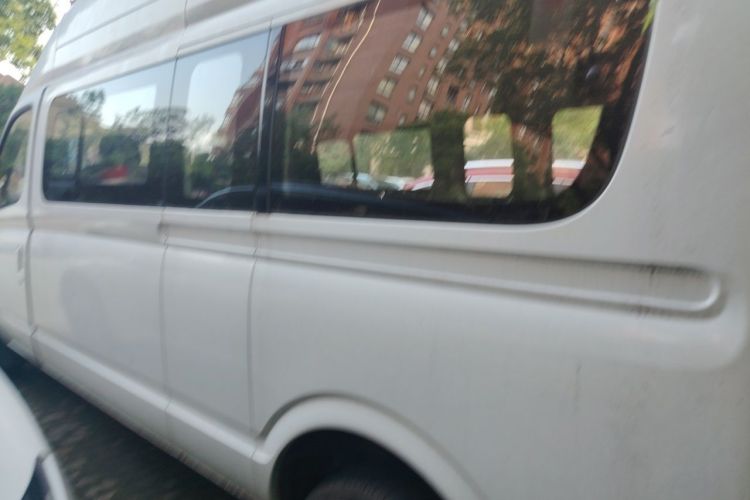 Used SAIC MAXUS Xintu V80 2018 2.5T AMT Elite Edition Long Wheelbase High-Roof 5-Seater Rear Left 45 Deg