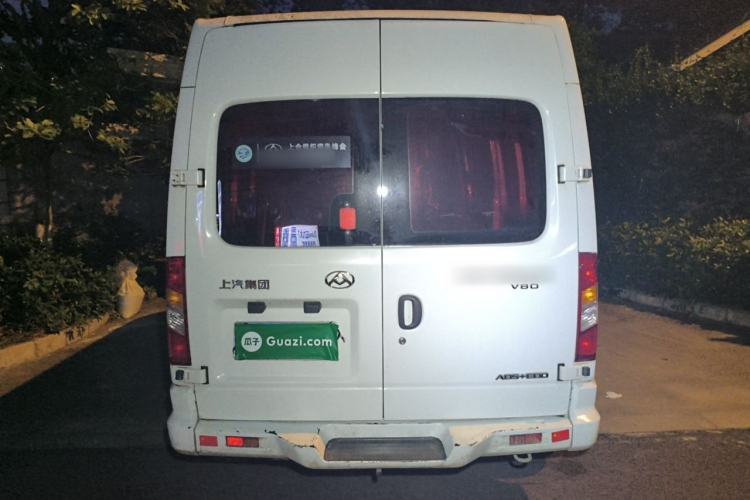 Used SAIC MAXUS Xintu V80 2018 2.5T 6-Speed Manual Aowentong Long-Wheelbase Mid-Roof 7/10-Seater Rear