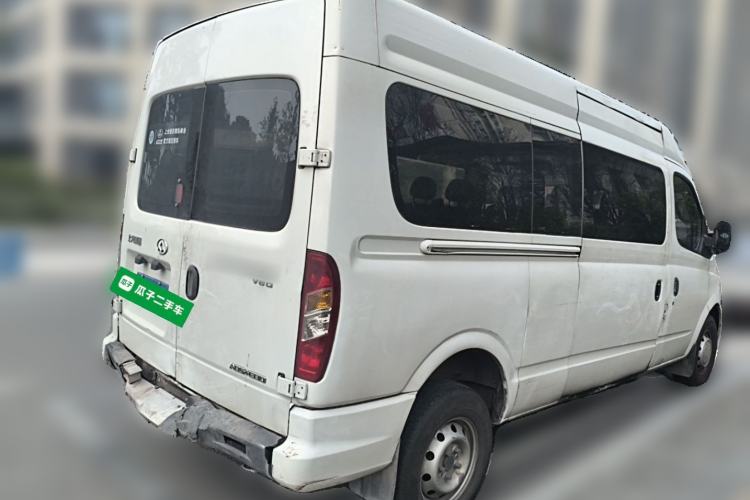 Used SAIC MAXUS Xintu V80 2018 2.5T 6-Speed Manual Aotuntong Facelifted Long Wheelbase Mid-Height 7-Seater Rear Right 45 Deg