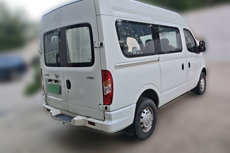 Used SAIC MAXUS Xintu V80 2018 2.5T 6-Speed Manual Aoyuntong Short Wheelbase Mid-Height 5-6 Seater Rear Right 45 Deg