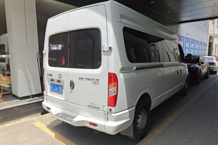 Used SAIC MAXUS Xintu V80 2018 2.5T 6-Speed Manual Aowentong Long-Wheelbase Mid-Roof 7/10-Seater Rear Right 45 Deg