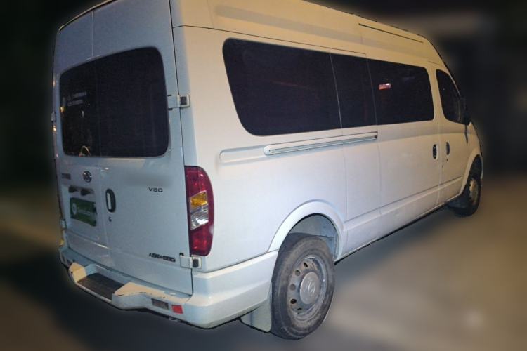 Used SAIC MAXUS Xintu V80 2018 2.5T 6-Speed Manual Aowentong Long-Wheelbase Mid-Roof 7/10-Seater Rear Right 45 Deg