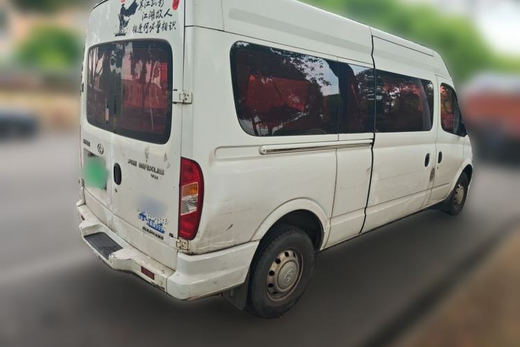 Used SAIC MAXUS Xintu V80 2018 2.5T 6-Speed Manual Aotuntong Facelifted Long Wheelbase Mid-Height 7-Seater Rear Right 45 Deg