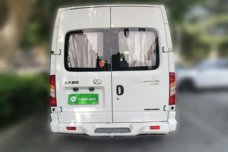 Used SAIC MAXUS Xintu V80 2018 2.5T 6-Speed Manual Aowentong Long-Wheelbase Mid-Roof 7/10-Seater Rear