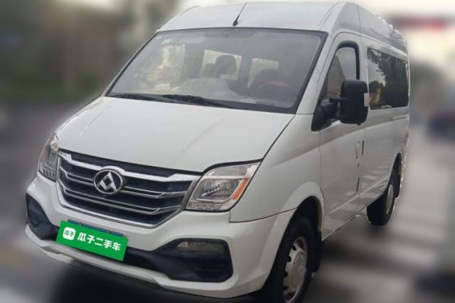 Ojetý SAIC MAXUS Xintu V80 New Tu V80, 2.5T diesel, AMT, short wheelbase, medium roof, manual-automatic transmission, 5 seats.