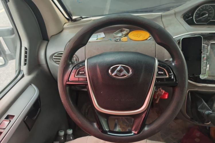 Used SAIC MAXUS Xintu V80 2018 2.5T 6-Speed Manual Aotuntong Facelifted Long Wheelbase Mid-Height 7-Seater Steering Wheel