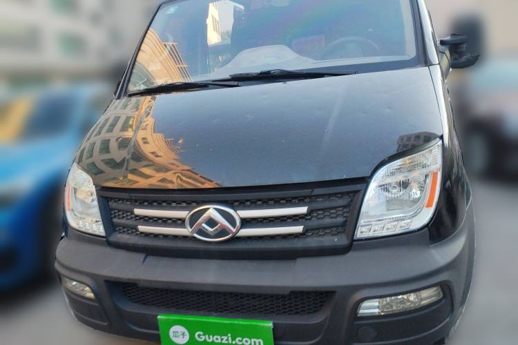 Used SAIC MAXUS Xintu V80 2019 2.5T Classic Version 6-Speed Manual – Aoyuntong Modified Long Wheelbase Mid-Height 7-Seater Exterior 1