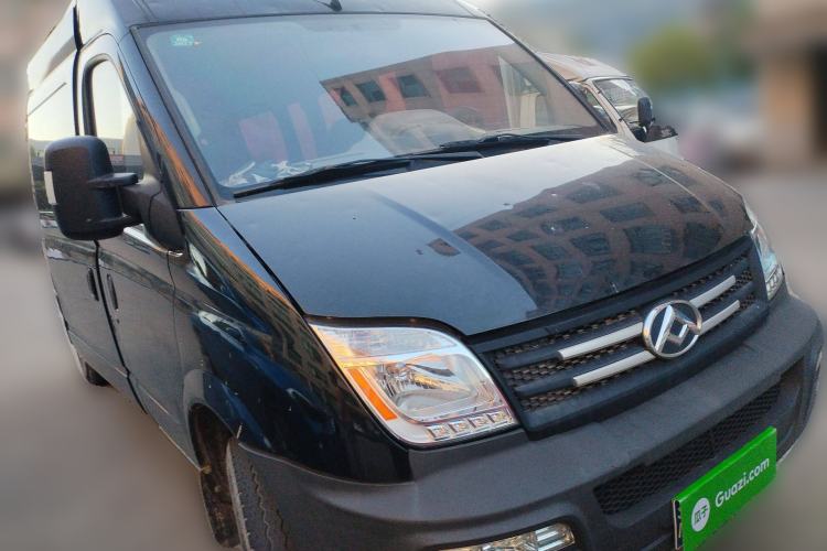 Used SAIC MAXUS Xintu V80 2019 2.5T Classic Version 6-Speed Manual – Aoyuntong Modified Long Wheelbase Mid-Height 7-Seater Exterior 2