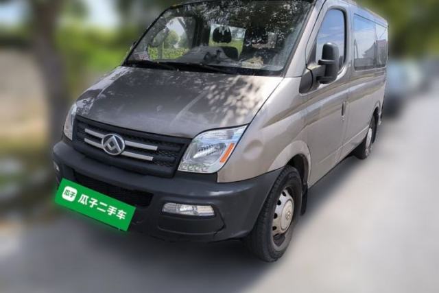 Used SAIC MAXUS Xintu V80 2019 2.5T Classic Model 6-Speed Manual – Aoyuntong Short Wheelbase Ultra-Low Roof 5/6 Seats