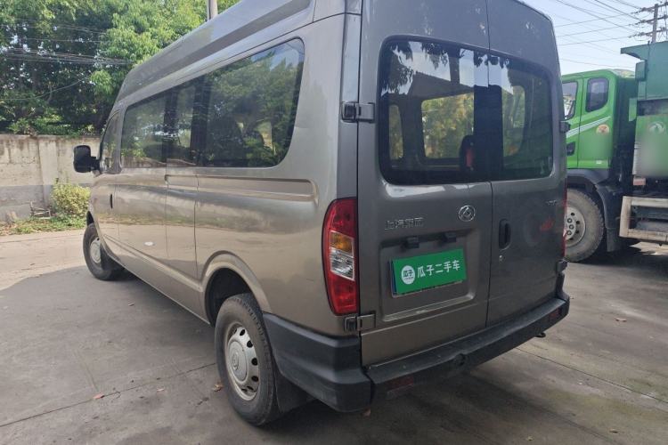 Used SAIC MAXUS Xintu V80 2019 2.5T Classic Version 6-Speed Manual – Aoyuntong Modified Long Wheelbase Mid-Height 7-Seater Rear Left 45 Deg