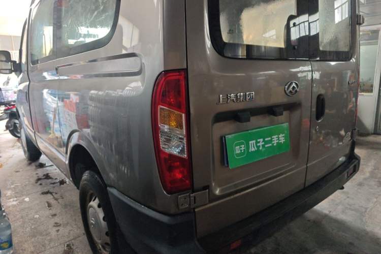 Used SAIC MAXUS Xintu V80 2019 2.5T Classic Edition 6-Speed Manual – Aoyuntong Modified Version Short Wheelbase Mid-Height Roof 5/6 Seats Rear Left 45 Deg