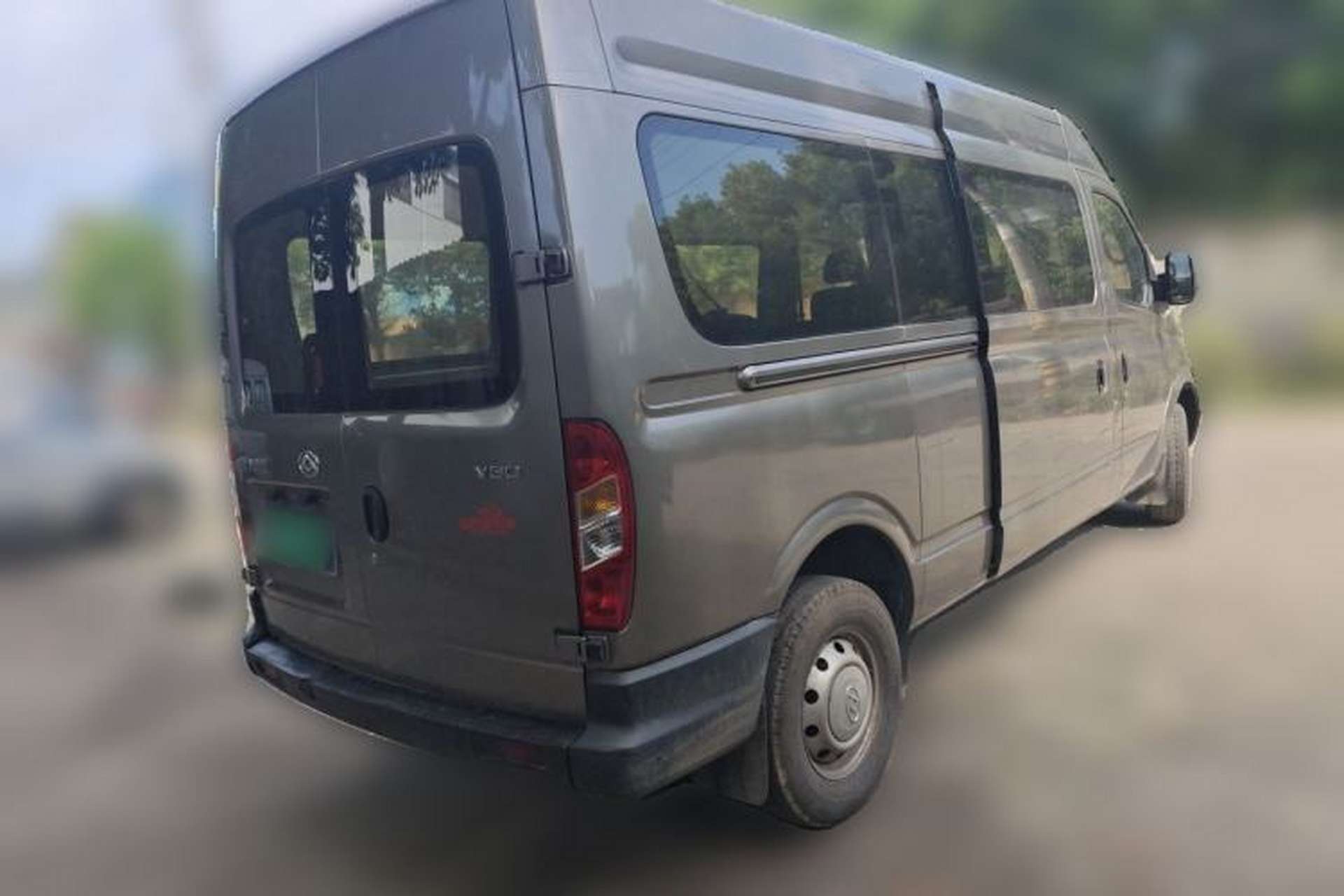 Used SAIC MAXUS Xintu V80 2019 2.5T Classic Version 6-Speed Manual – Aoyuntong Modified Long Wheelbase Mid-Height 7-Seater Rear Right 45 Deg