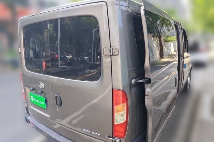 Used SAIC MAXUS Xintu V80 2019 2.5T Classic Model AMT Aoyuntong Short Wheelbase Ultra-Low Roof 5/6-Seater Rear Right 45 Deg