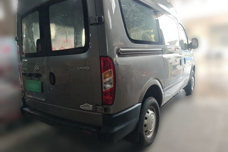 Used SAIC MAXUS Xintu V80 2019 2.5T Classic Edition 6-Speed Manual – Aoyuntong Modified Version Short Wheelbase Mid-Height Roof 5/6 Seats Rear Right 45 Deg