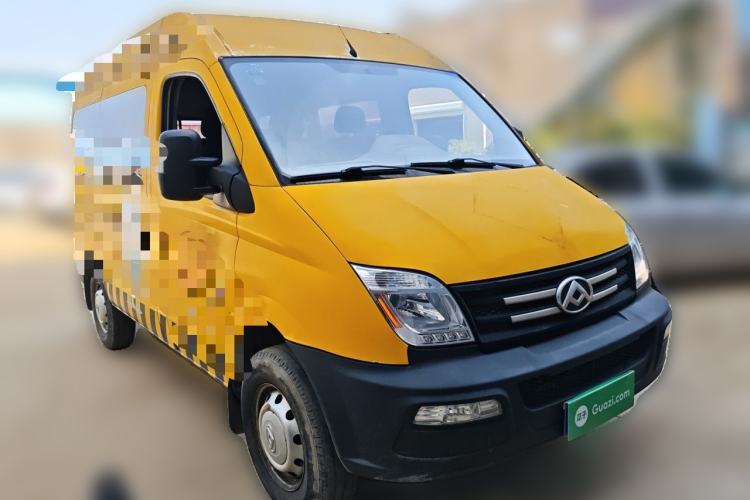 Used SAIC MAXUS Xintu V80 2019 2.5T Classic Edition 6-Speed Manual – Aoyuntong Short Wheelbase Mid-Height Design 5/6 Seats Front Right 45 Deg