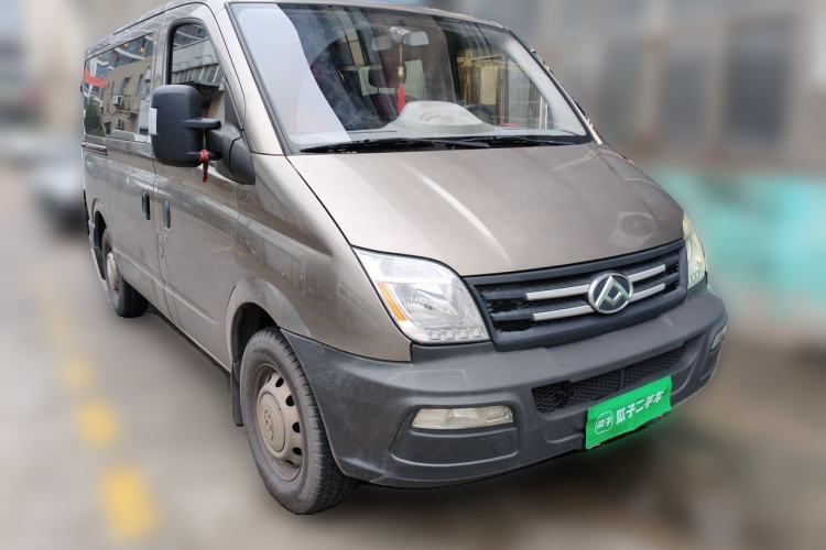 Used SAIC MAXUS Xintu V80 2019 2.5T Classic Model AMT Aoyuntong Facelifted Short Wheelbase Ultra-Low Roof 5/6-Seater Front Right 45 Deg