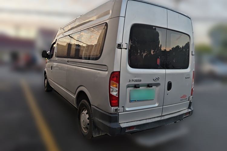Used SAIC MAXUS Xintu V80 2019 2.5T Classic Model AMT Aoyuntong Long Wheelbase Mid-Roof 7-Seater Rear Left 45 Deg