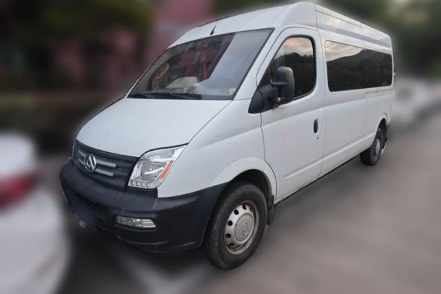Used SAIC MAXUS Xintu V80 2019 2.5T Classic Version 6-Speed Manual Extended Wheelbase Mid-Roof Design 9-Seater