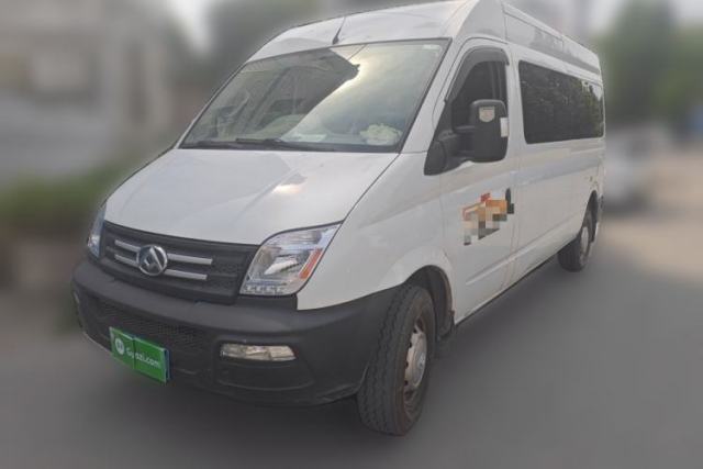 Used SAIC MAXUS Xintu V80 2019 2.5T Classic Model 6-Speed Manual Aotong Long Wheelbase Mid-Height 7-Seater